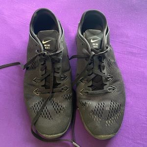 NIKE FREE TR FIT 5 sneakers